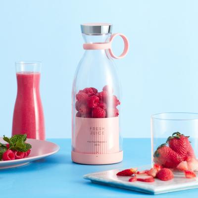 China Car Usb Fruit Blenders Juicer Extractors Machine Juice Maker Electric Mini Portable Multifunctional Fresh Food Milkshake Juicer Blender for sale