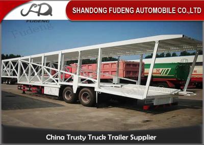 China Doppelter Achsen-Autotransporter-Anhänger für 9 Auto-Transport-Stahl-Material zu verkaufen