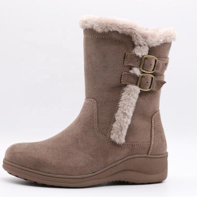 China 2020 Newest Fashion TPR PVC Woman Boots Comfortable Woman Boots With Fur Lining for sale