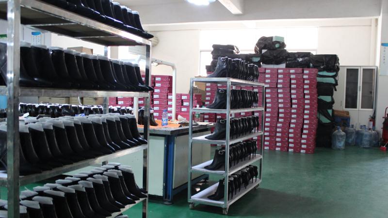 Verified China supplier - Guangzhou Runmaoda Shoes Co., Ltd.