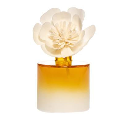 China Factory Direct Modern Yellow Unique Round 200ml Diffuser Glass Bottle With Gypsum Flower for sale