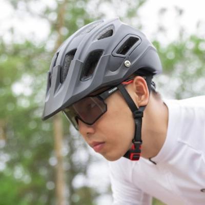 China UV Protection OEM UV400 Lenses Polarized Outdoor Sports Glasses Sunglasses Sports Cycling Protective Eyewear for sale