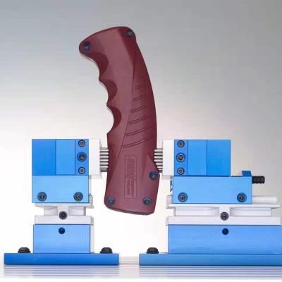 China Factory FITTING Bench Vise FLEXIBLE FIXING MACHINING CHUCK SETTING Vise Flexible Machining Self Centering Bench for sale