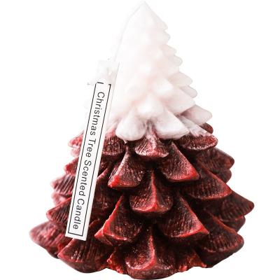 China Holiday Wholesale OEM Special Design Of Pine Cone For Home Gifts Handmade Christmas Tree Scents Candles for sale