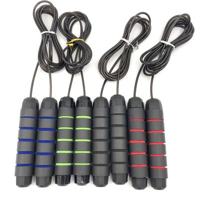 China Fast Speed ​​Wholesale Soft Foam Coated Handle Steel Wire Jump Rope Jump Rope Weight Insert Heavy Duty Jump Rope Available for sale