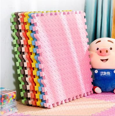 China PE 60CM*60CM Super Thick And Soft Interlocking Foam Floor Mat With Border For Indoor Gym Equipment, Baby Climbing Mat for sale