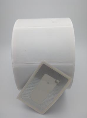 China ISO14443A Etiquetas de adesivos RFID Etiquetas de papel de 86x54mm Etiquetas de rastreamento RFID à venda