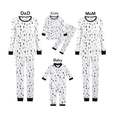 China Winter QUICK DRY Long Sleeve Sleepwear Two Piece Pajamas Set Christmas Family Pajamas Sleepwear Child Custom Cotton Homewear for sale