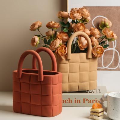 China Hot Sale Luxury Home Decoration Flower Vase Over-glazed Maple Leaf Red Woven Ceramic Bag Flower Vases for sale