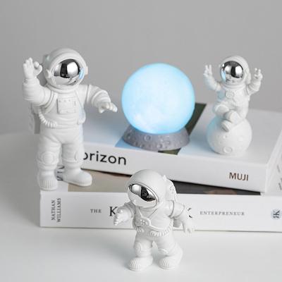 China Hot Sale Europe Astronaut Spaceman PVC Decoration Interior Ministry Library Decoration Birthday Gift Opens Ornaments for sale