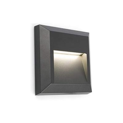 China IP65 Waterproof Outdoor Square Garden Wall Foot Lamp 2W LED Square Stair Step Light for sale