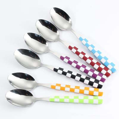 China Customized Viable Color Handle Stainless Steel Cutlery Spoon Fork Plastic Hanging Knife for sale