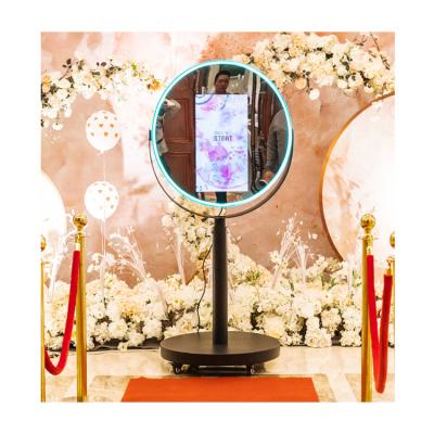 Китай Outdoor rfid social media photo booth interactive 55 magic photo standee philippines продается