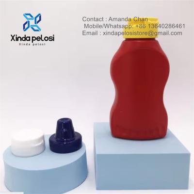 China Best Price Plastic Sauce Honey Bottle With Spout Nozzle Flip Top Lid Squeeze Bottle Plastic Ketchup Caps en venta