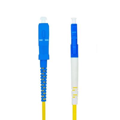 Cina FTTH FTTB Fiber Optic Patch Cable SC to SC Patch Cord per la trasmissione a lunga distanza in vendita