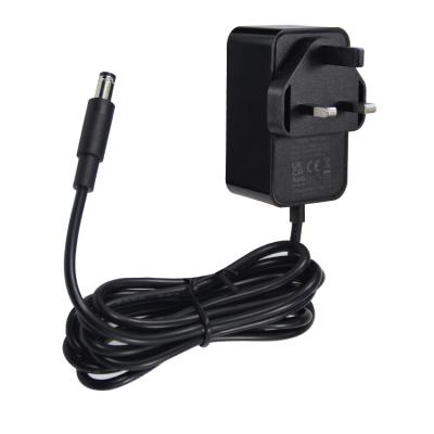 China 12V 1,5A britische AC-Zusammenhang 5,5*2,1 5,5*2,5mm-Power-Adapter mit ROHS-Zertifikat zu verkaufen