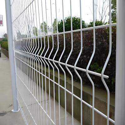 China Triângulo Soldado V Malha Cercas de Segurança 1500mm Outdoor Galvanizado Soldado Ferro de Jardim à venda