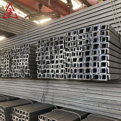 Chine Hot Rolled U channel  Q235 SS400 Alloy 3.0-14.5 Mm 6m,9m,12m à vendre