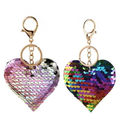 China 2023 New Hot Sale Sequin Plastic Heart Shaped Key Chain Colorful Sequins Love Heart Woman Bag Pendant Bulk Bling Key Chain Wholesale for sale