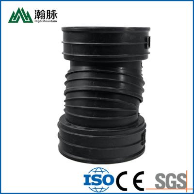 China Pared doble común acanalada de las instalaciones de tuberías del HDPE camiseta del codo de 90 grados en venta