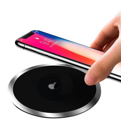 China Smart Watch QI Pad 10W Wireless Charger Fast Charging Fast Charger Compatible For Phone for sale