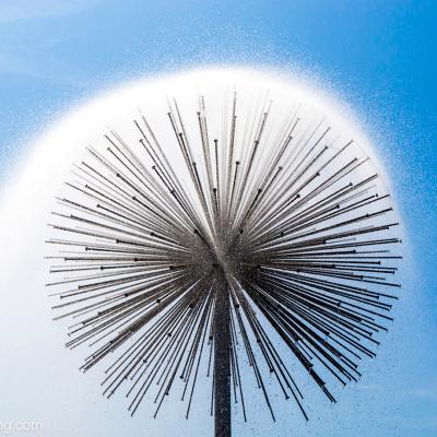 China Modern Ali Baba Official Website Decorative Artificial Led Indoor Garden Dandelion Light Fountains for sale