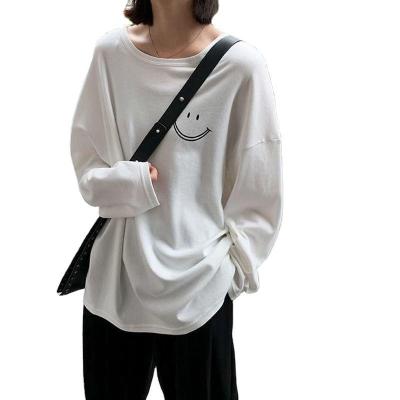 China Anti-wrinkle 2021 autumn Korean version of the top sleeve women's T-shirt smile face new round neck loose ladies long for sale