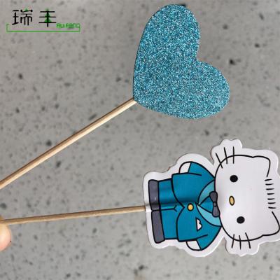 China High Quality Disposable Wooden Fruit Fork Cartoon Decor Different Size for sale