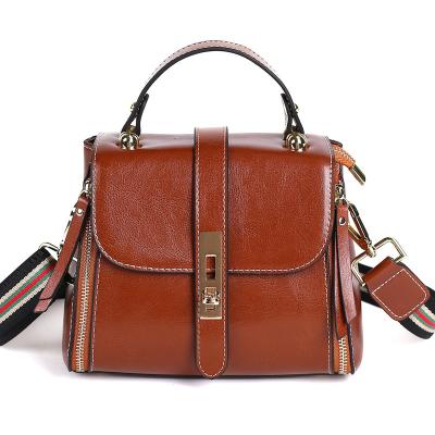 China Water ResistantPortableAnti-Theft European and American Style Women's Bag 2022 New Design Genuine Leather Backpack Single Shoulder Crossbody Messenger for sale