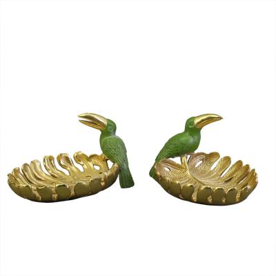 China Eclectic Customize Creative Toucan Tray Resin Mold Craft Oval For Home Decoration for sale