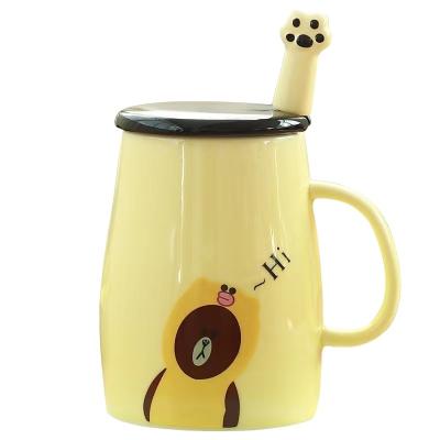 China Viable Creative Cute Ceramic Mug With Spoon Coffee Mug Cartoon Couple Mug for sale