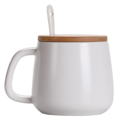 China Viable Classic Design White And Black Matte Cup Ceramic Mug Of Milk With Wood Lid for sale