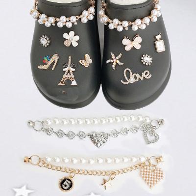 China Alloy Rhinestone Pearl Washable Classic Shoe Lace Charms Decoration For Clog Metal Bling Croc Custom Shoe Charms for sale