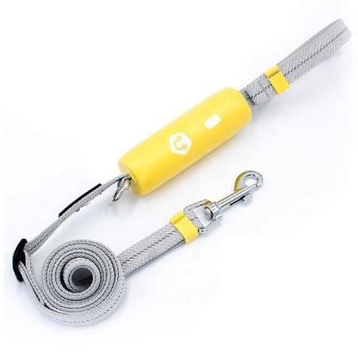 China Personalized Anti-chewing Design 360 DegreeTangle Free Break Dog Traction Rope for sale