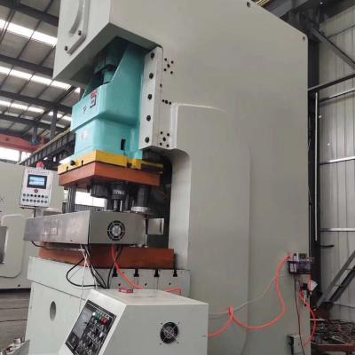 China Factory Making Sleeve Use Hot Punching Machine With CNC Synchronizing Manipulator for sale