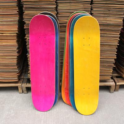 China 100% Custom Made Wholesale Adult Uncut 7 Layer Maple Skateboard Empty Deck Canadian Skateboard Deck for sale