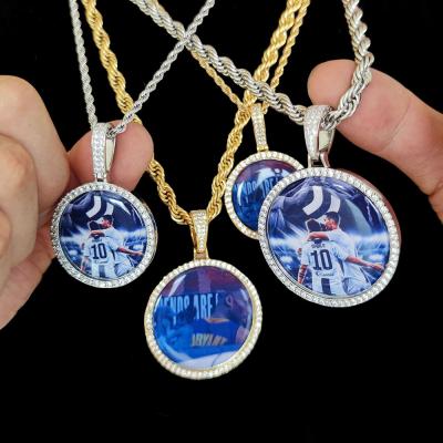 China Environmental Friendly Custom Photo Medallio Round Memory Pendants Necklace Hip Hop Photo Pendant With Picture for sale