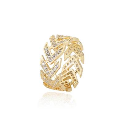 China Hiphop 18K Gold Plated Iced Out Ring Jewelry Circle Arrow V Letter CZ Filled Rings For Men's Rings for sale