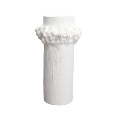 China Wholesale modern minimalist resin decorative vase shape flower vase creative home decor accessories for sale