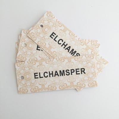 China Eco Friendly Sustainable Labels Garment Wig Tags Paper Hangtag With Customized Tags For Clothes zu verkaufen