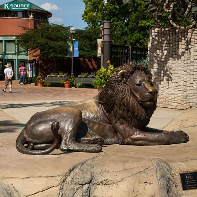 China China Garden Outdoor Decoration Life Size Brass Lion Statue Sitting Bronze Lion Sculpture for sale