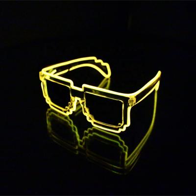 China 100% New Brand and Dropshipping High Quality Lead Glasses Plastic LED Glasses Light Up Shading Indoor and Outdoor Wedding Party Christmas Shows and Activities Night Flash for sale