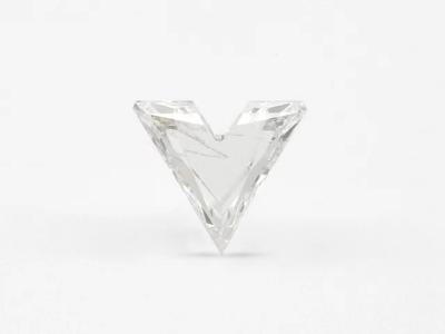 中国 Letter Shape Diamonds Colorless Lab Made Diamonds CVD Synthetic Diamonds Lab Created 販売のため