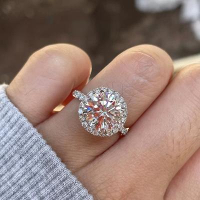 Chine Anneaux pour femmes en or réel 18K et DEF VS Diamants cultivés en laboratoire bijoux personnalisés à vendre