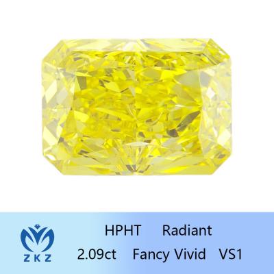 China HPHT Fancy Vivid Yellow Diamond Man Made Radiant Cut 2.09ct IGI Certificated for sale