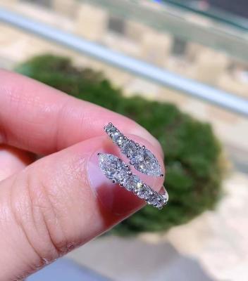 Cina Full Pave White Diamond CVD Lab Creato 1,02ct Pear Shape Snake Ring in vendita