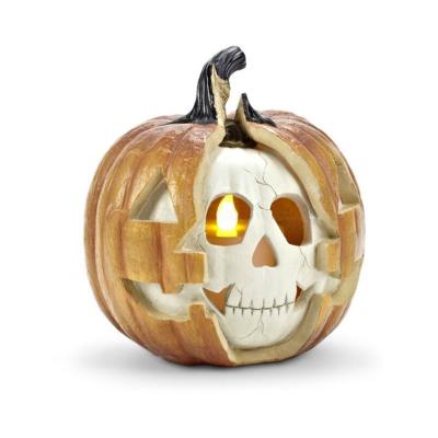 China Skull Halloween Decoration Resin Skull Pumpkin Halloween Figure With LED Light for sale