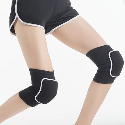 China Adjustable Elasticity Breathable Volleyball Skating Knee Pads for sale