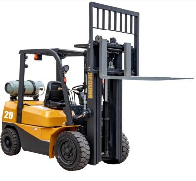 Chine Hot sale 2 to 4 ton UNITCM LPG Forklift with Nissan or Kubota Engine Forklift Gasoline à vendre