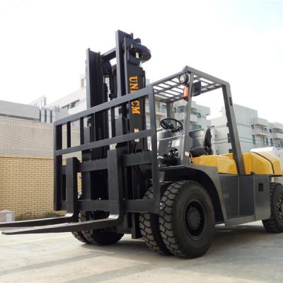 China HIFOUNE 8 ton Diesel Powered Forklift With Good Performance Building Material for sale